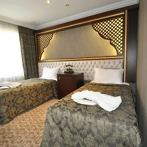  Otel Salinas
